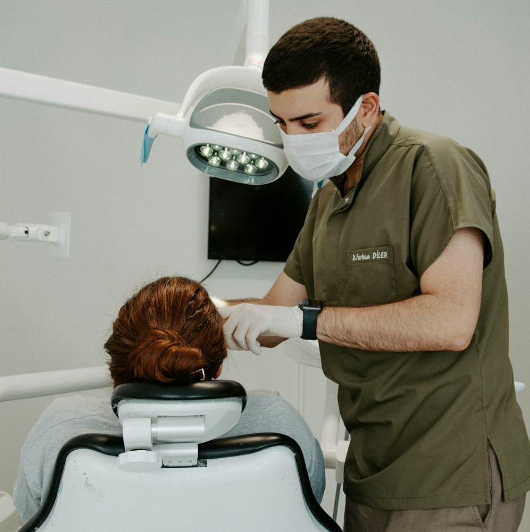 Biofilm verstehen – Warum Plaque so hartnäckig ist